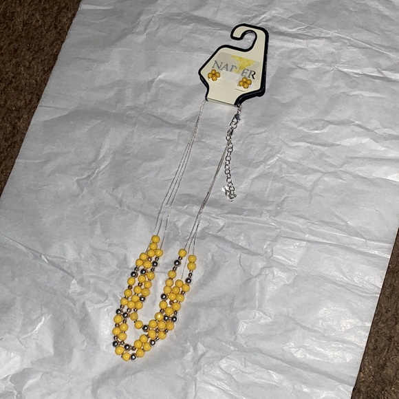 Napier Set - Picture 3 of 6